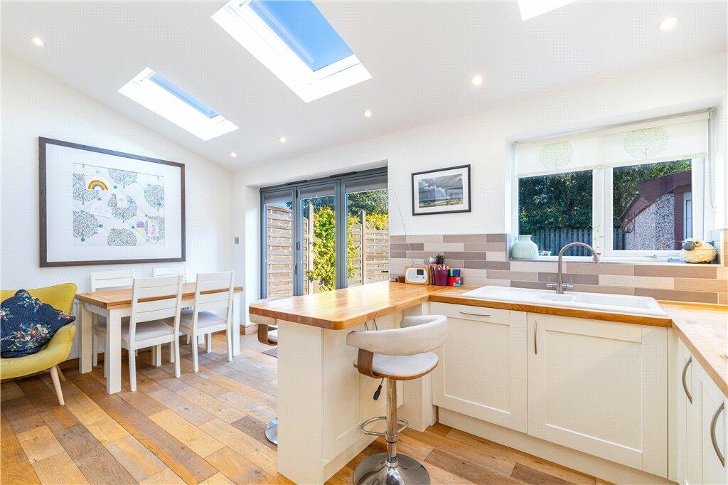 Light &amp; Spacious