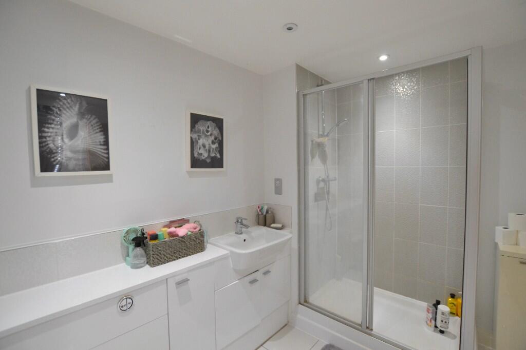 Ensuite Two