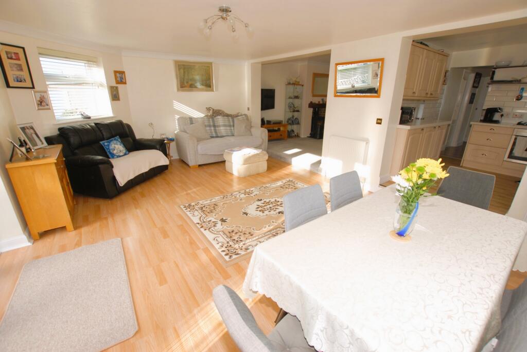 Dining/living space