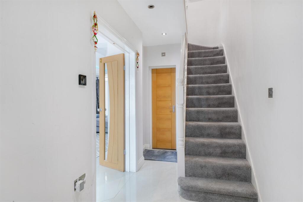55 Bourne View - KScMd0AZG9T4dBTMVOzz.jpg