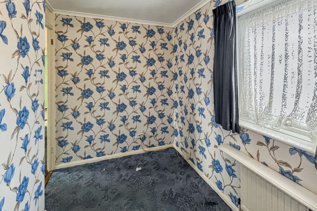 20 Elsworth Close, Feltham, Middlesex, TW14 8SF
