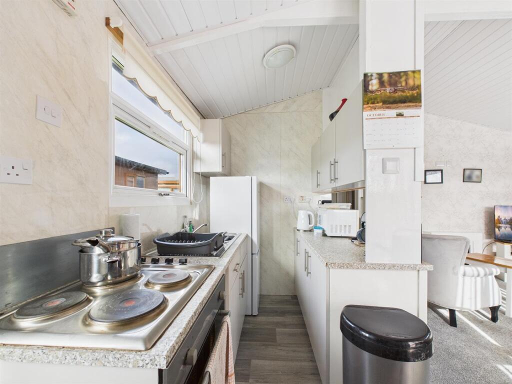 Open Plan Kitchen/Reception Room