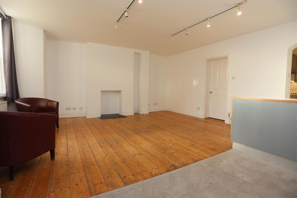 Lgf 37 Regency Sq new23 (12).JPG