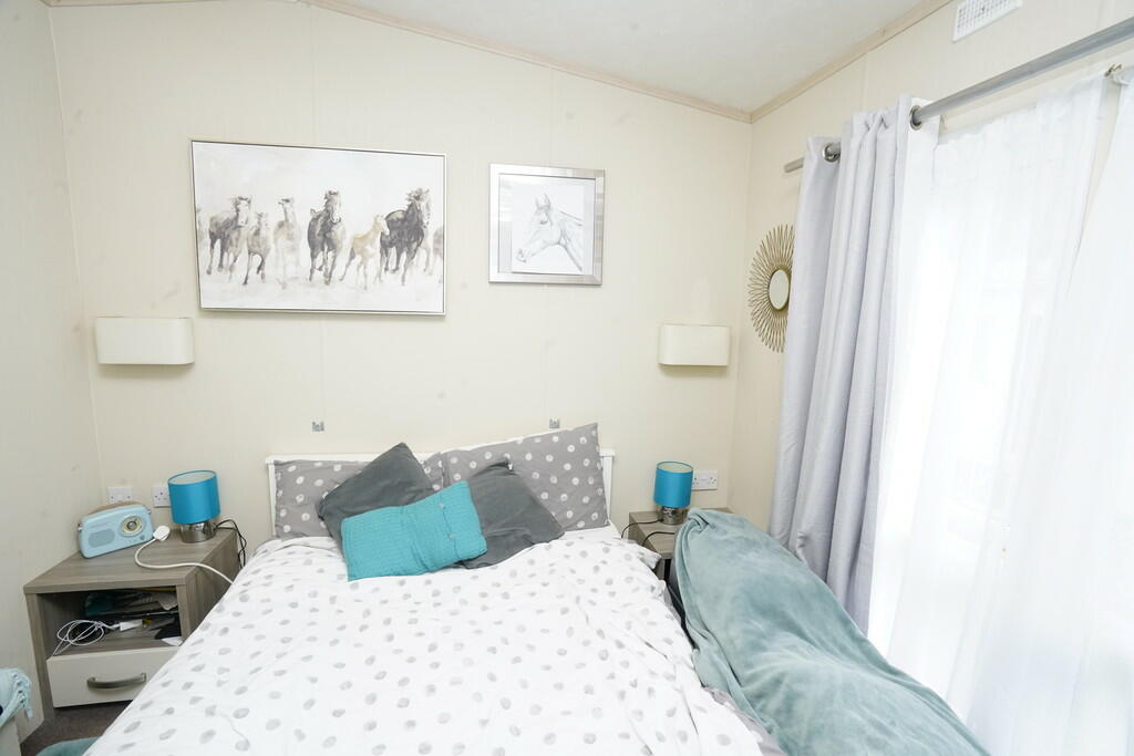 Bed1b