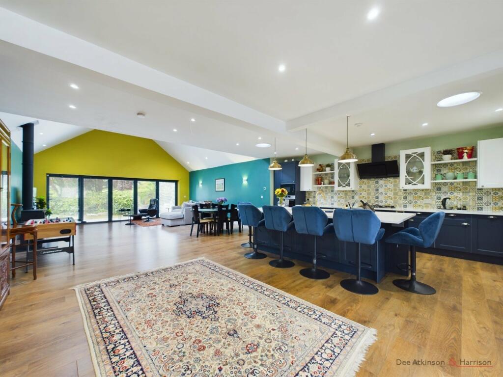 Open Plan Kitchen/Dining/Day Room