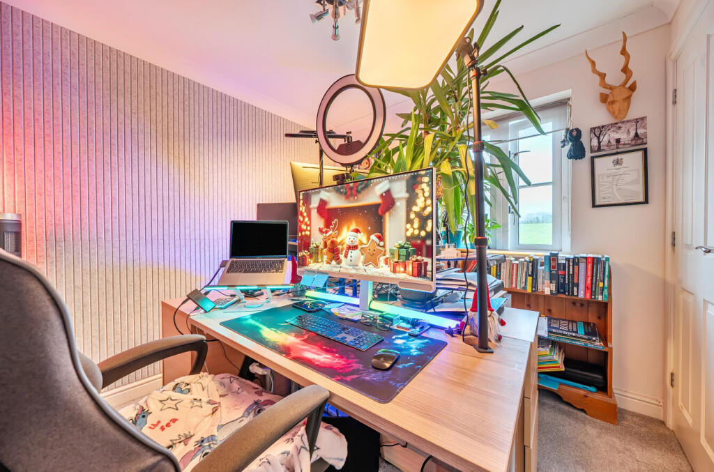 1387986-17-693add...