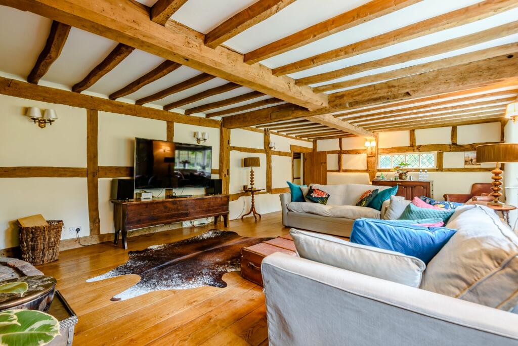 Formal Lounge