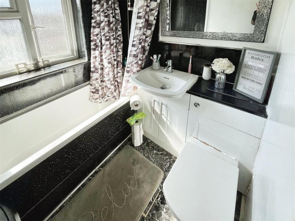 Bathroom No. 10