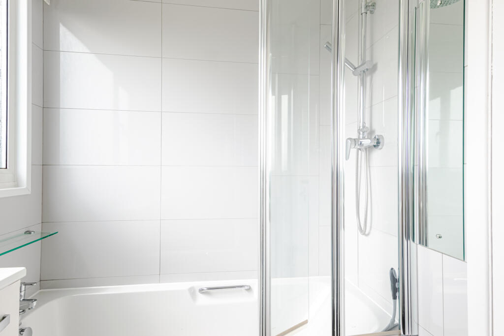 bathroom2