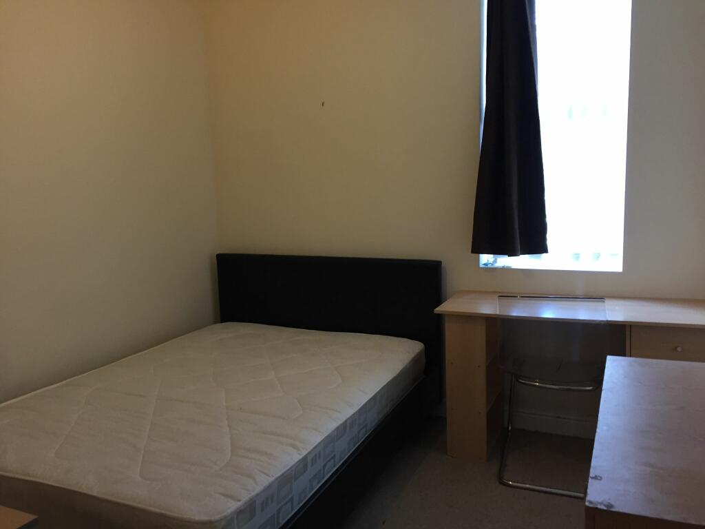 Photograph 3