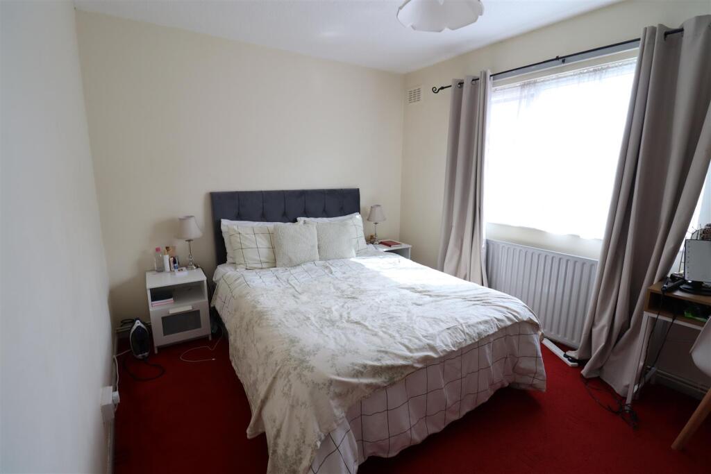 Double Bedroom 1