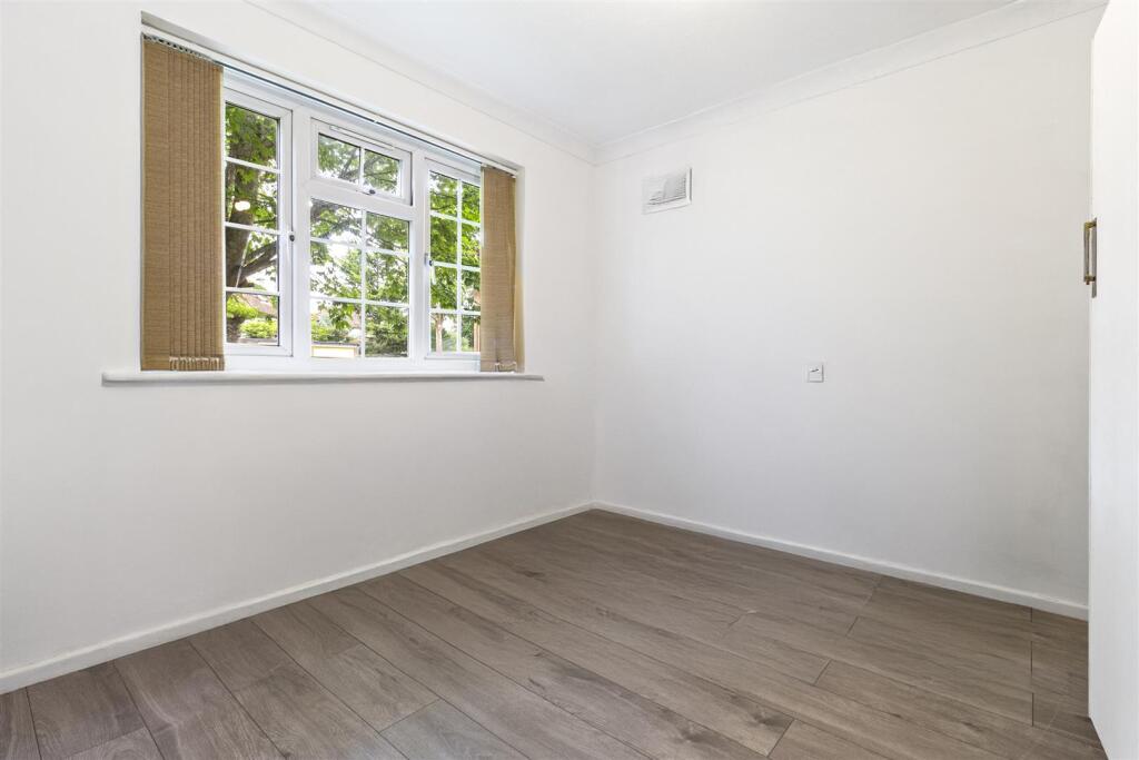 St Lawrence Court, 3-004 - 1.jpg