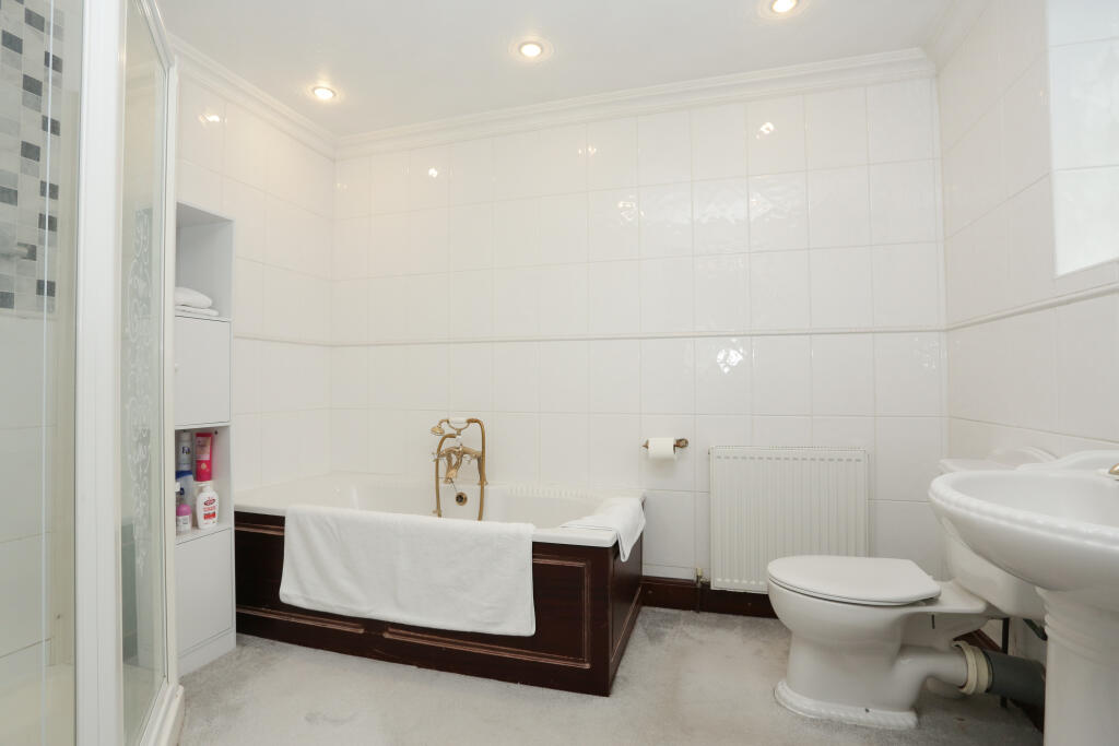 general 21 Mill Lane