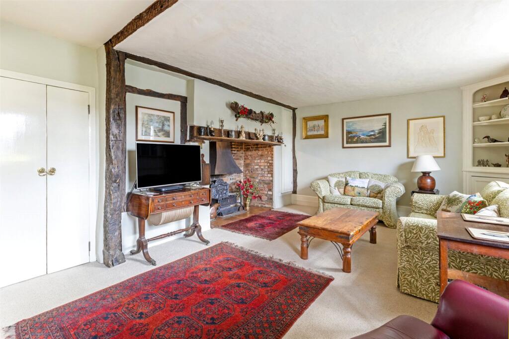 Sitting/Dining Room