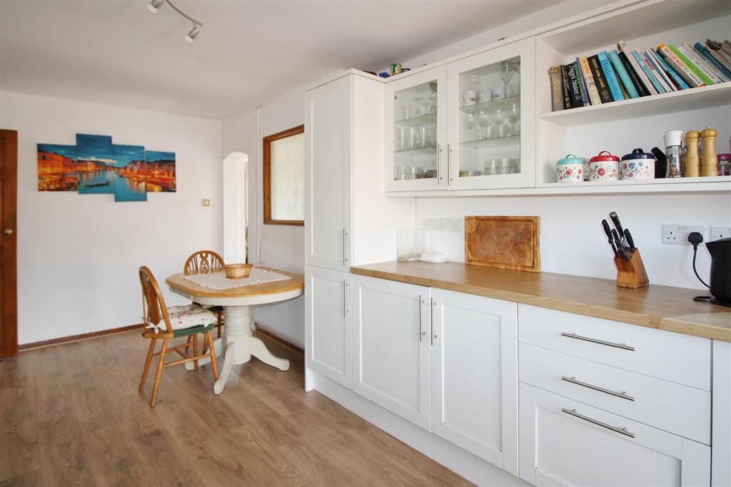 9017767-103912-133892951201667468-a09908eb-0eb2-32