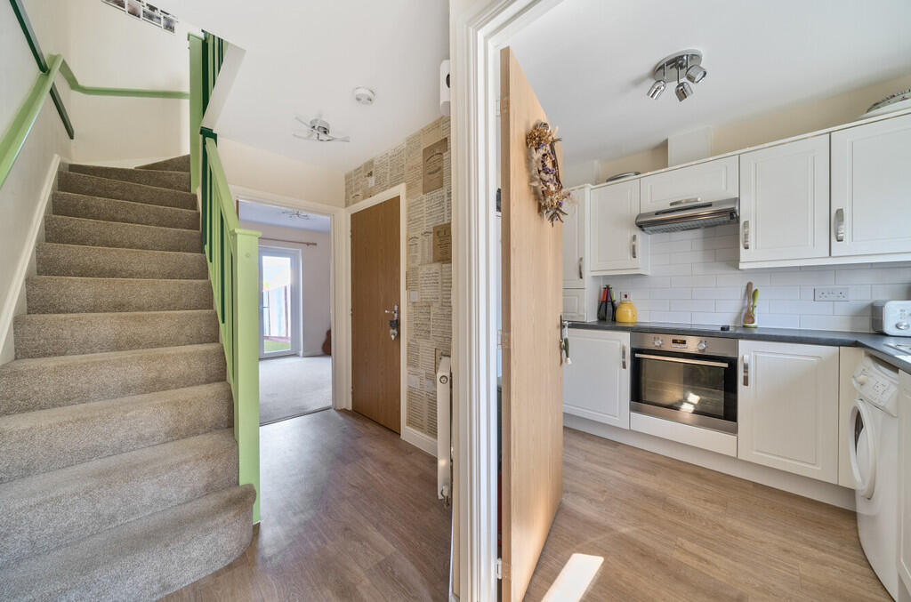 1311697-7-6852d18...