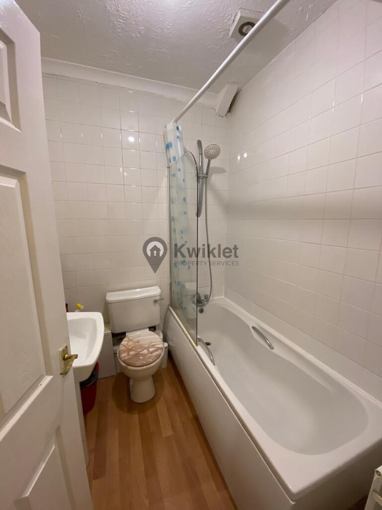 eZy Watermark_21-02-2025_01-06-10-9560PM.jpeg