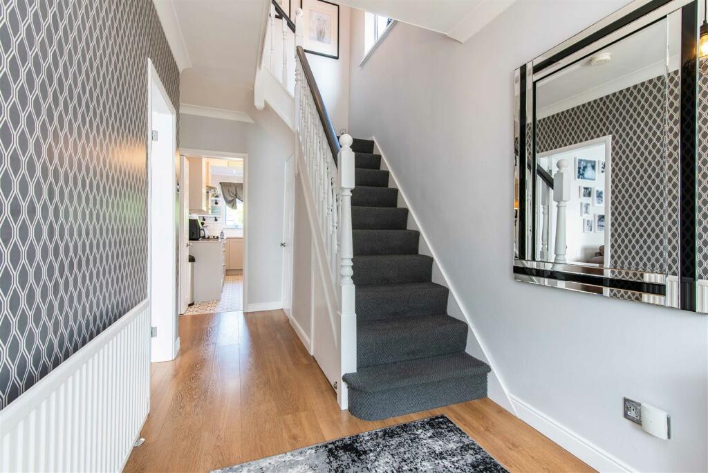 186 ruddingtonlane-low-12.jpg