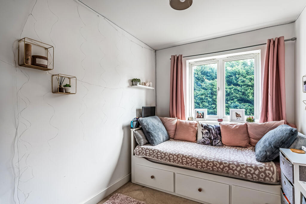 Flat-9-Kingswood-Place-5