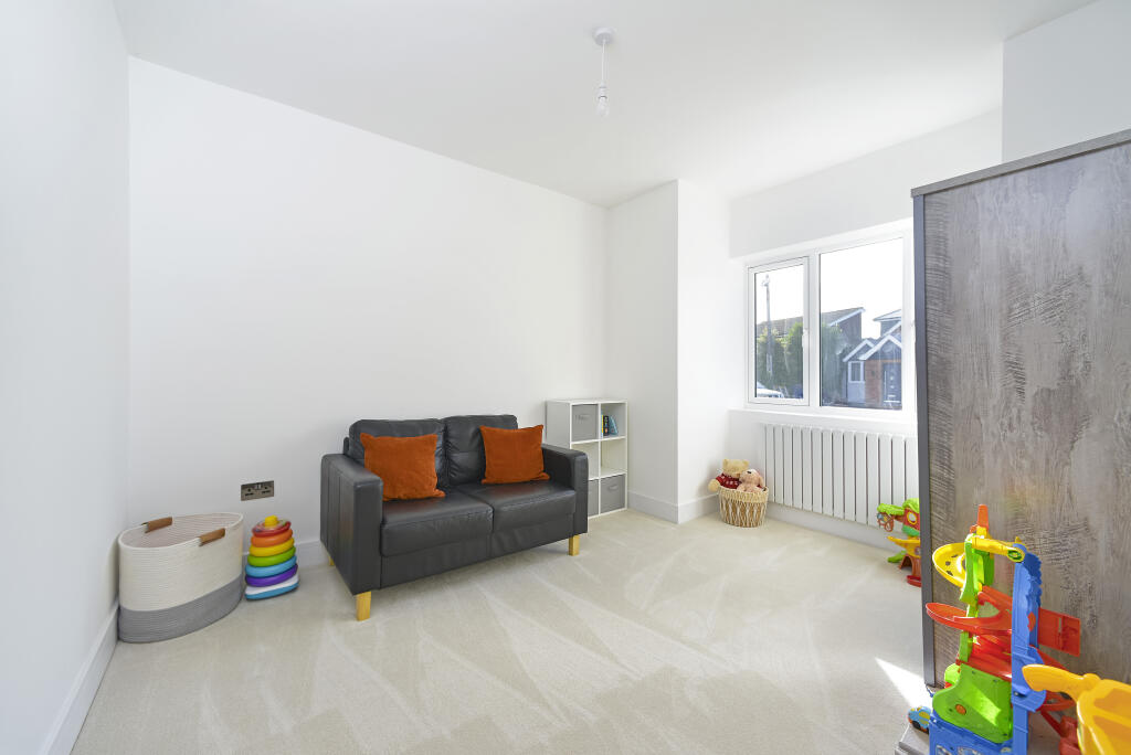Study/Bedroom 5