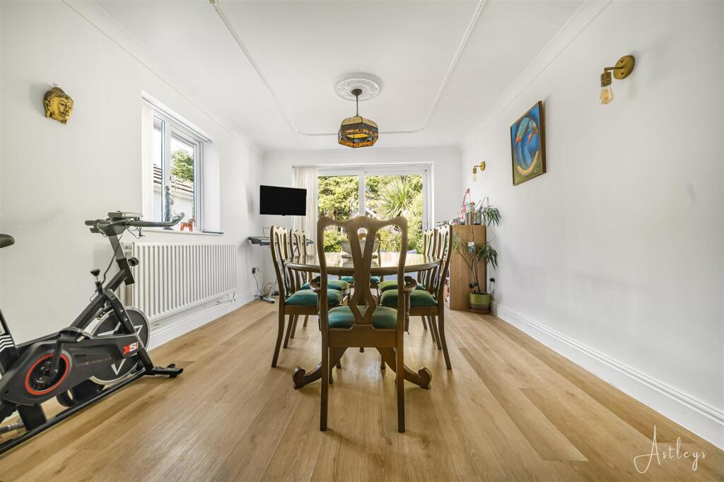 Dining room/sitting room