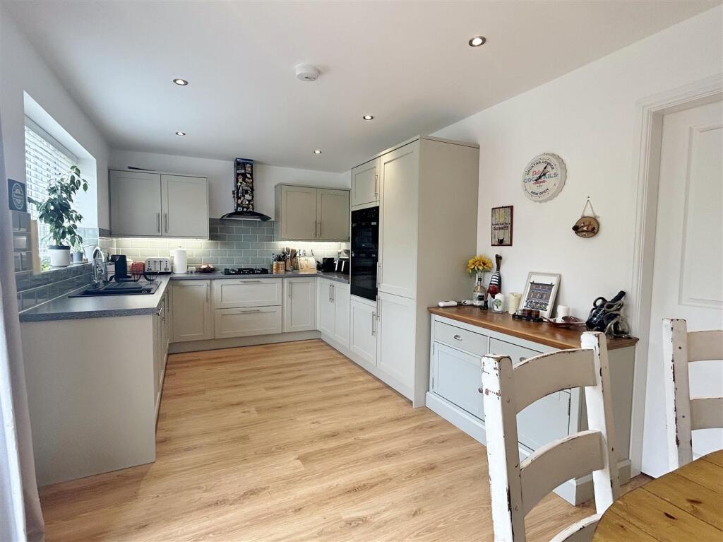 Kitchen Diner