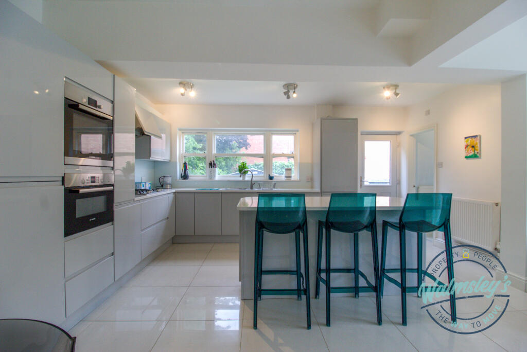 Breakfast bar_
