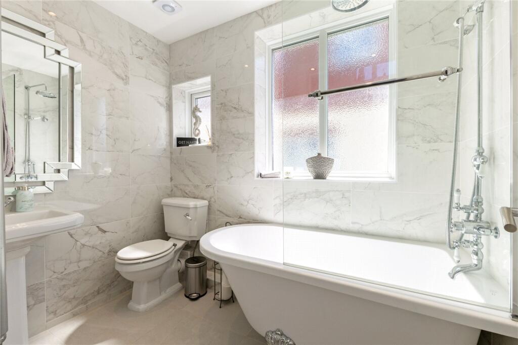 Main Bathroom