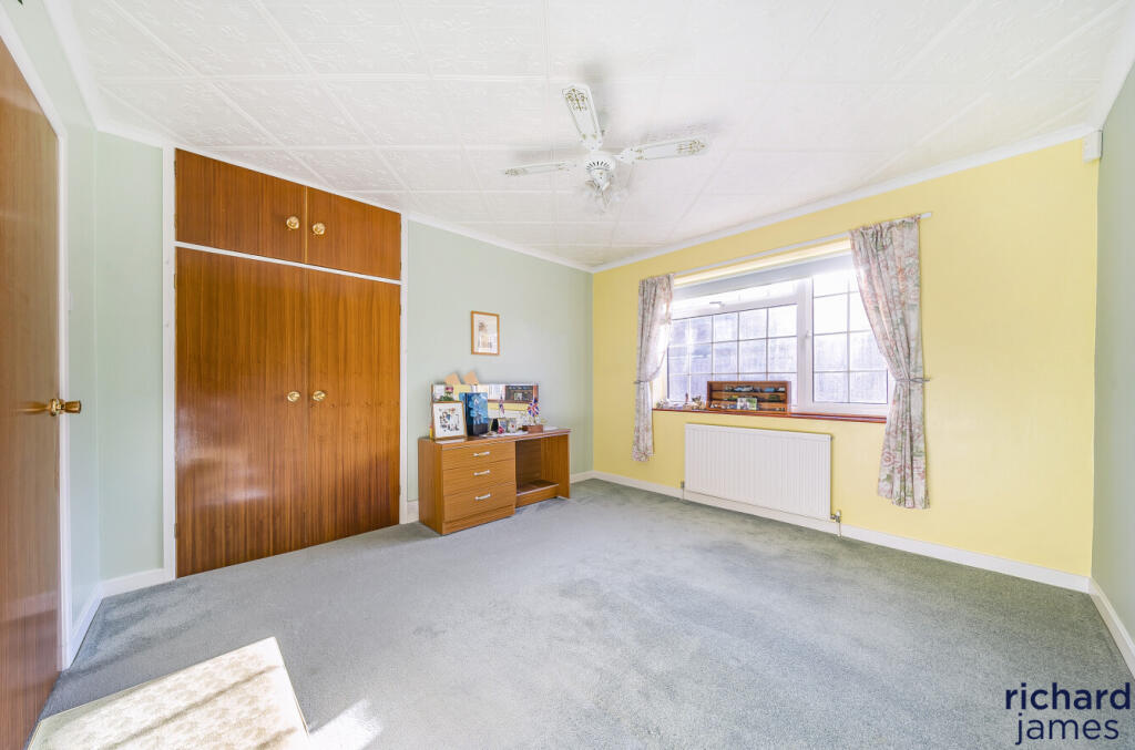 ff380011-dc71-4f3...