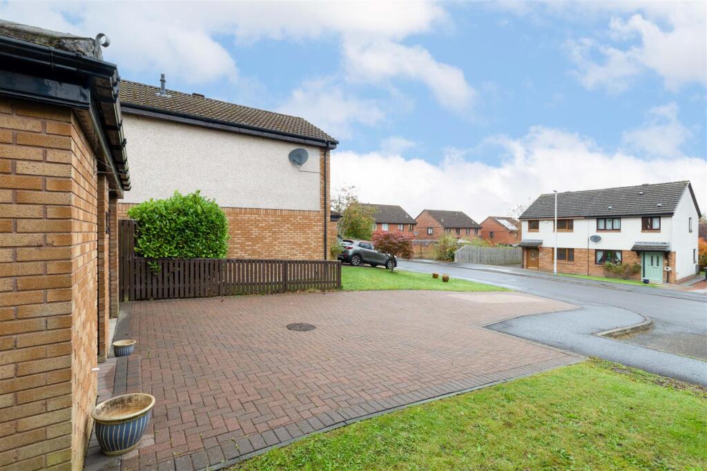 100 Hermitage Drive Perth-59.jpg