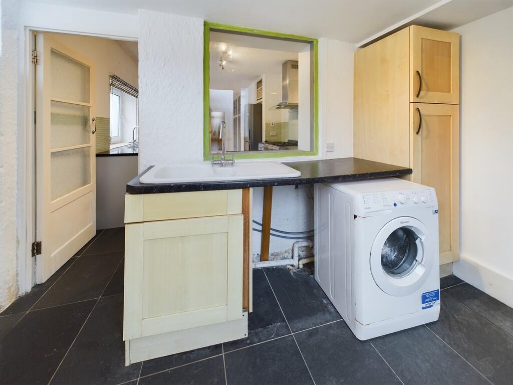 CAM02089G0-PR0387...