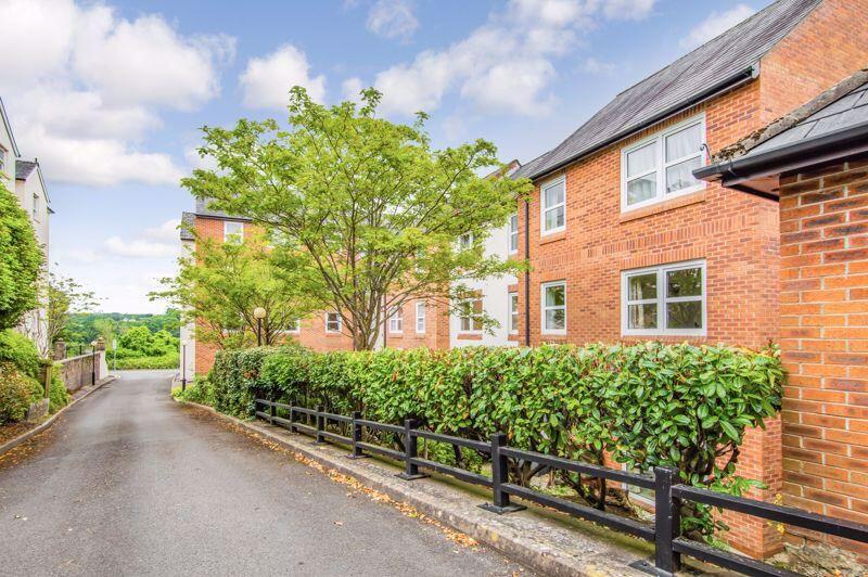 PHOTOS SHOW A GENERA