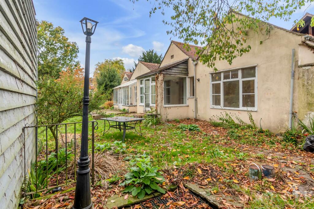 4 Gables, Bridge Street, Halesworth, IP19 8AQ (1).