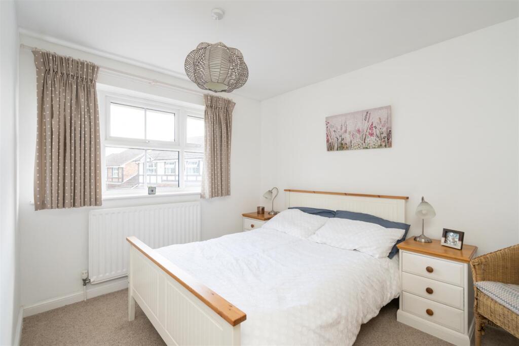 19 Chelveston Crescent_26.jpg