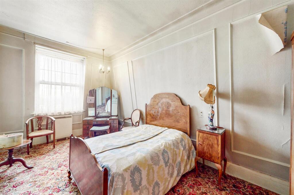 Double bedroom