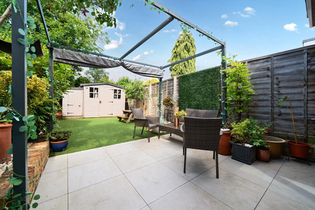 1319580-5-686b987...