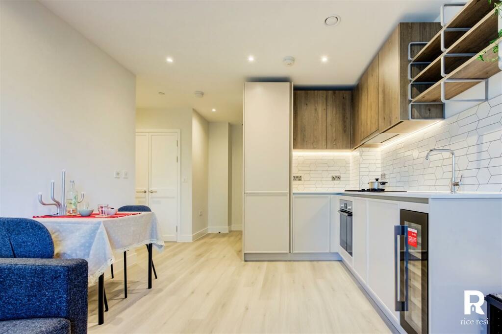Kitchen/Living/Dining
