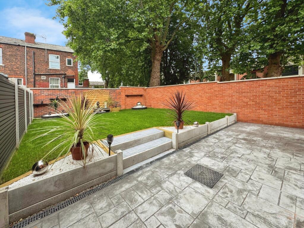 Show Home Photograph