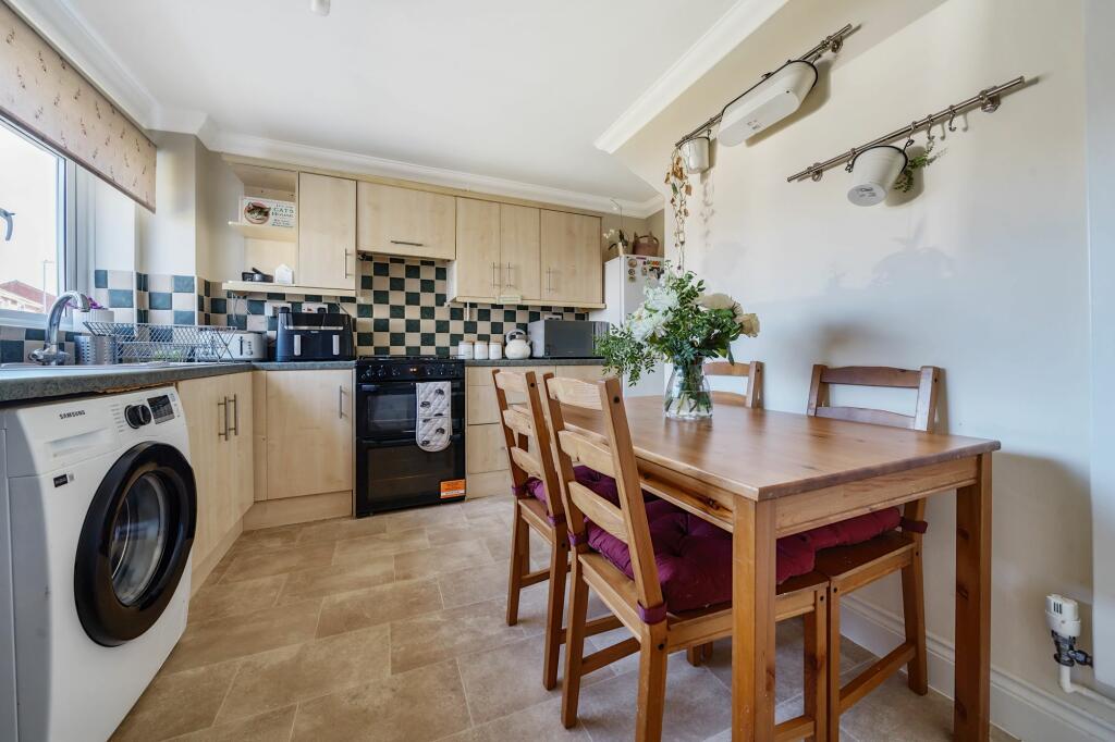 Kitchen diner