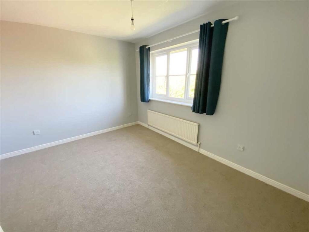Bedroom 2: