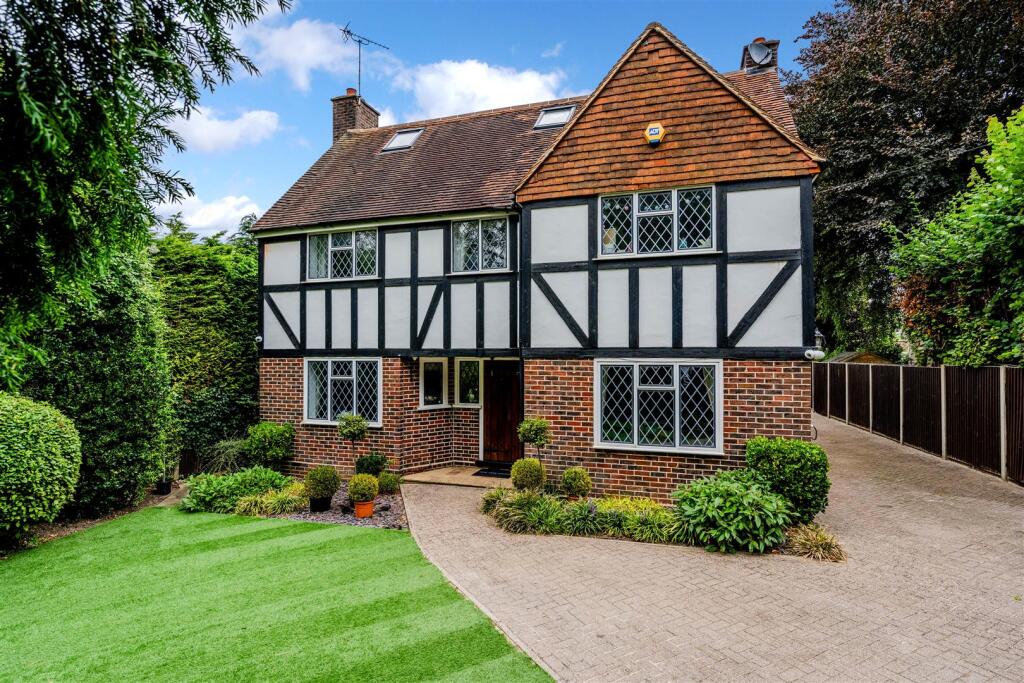 YEW TREE BOTTOM ROAD (5).jpg