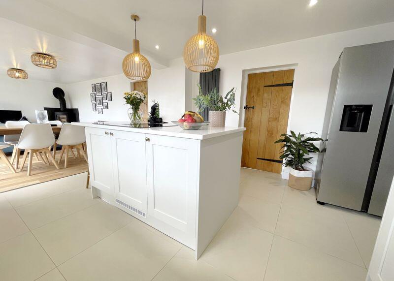 Kitchen/Diner/Living Area 