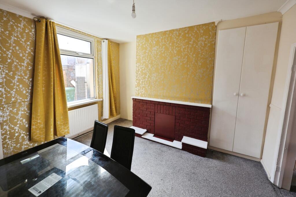 pbox-living_room-319324.JPG