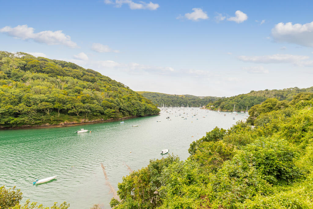 A12 - 95 Yealm Road Newton Ferrers - 250731