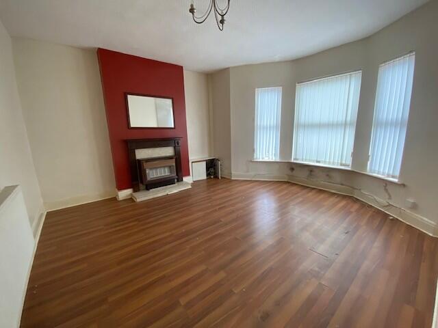 Lounge T202509301641.jpg