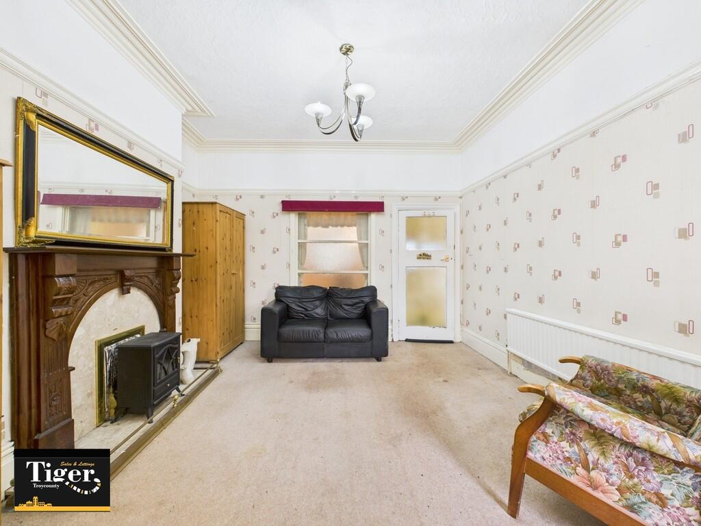 CAM03440G0-PR0270...