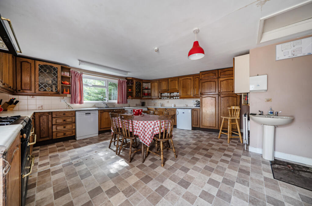 1358881-20-68d579...