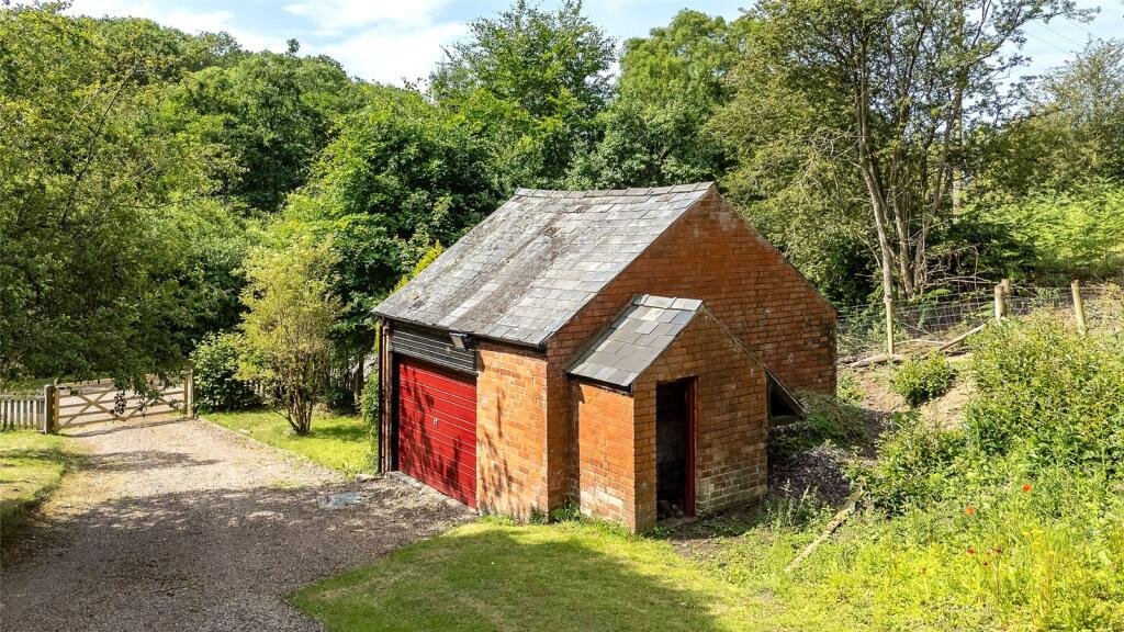 Single Garage