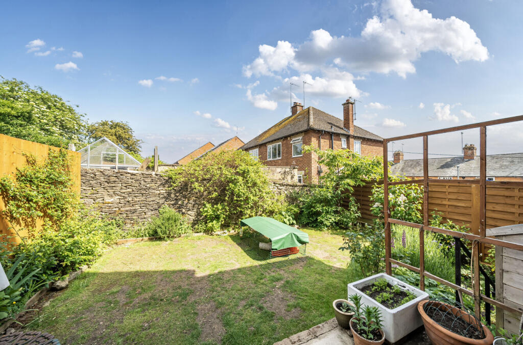 1295539-32-682cbf...