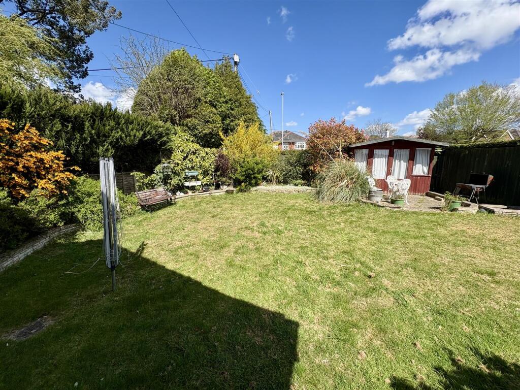 11. garden3.jpg